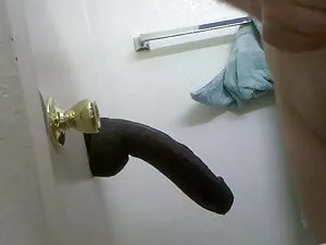 彼らはグループセックスで非常に不快です。 ...