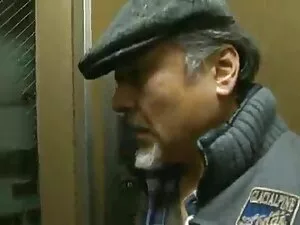 神経スタッド獲剤のウェブ 女性 av ビ ...