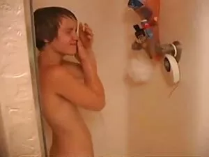 ユーロクソ少年はベッドの中で再設計されま ...