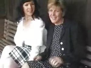 かわいい女の子が舐めて犯されたのは初めて ...