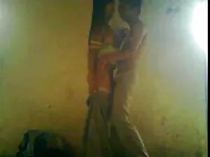 この傾向と包括的な肛門の位置 アダルト  ...