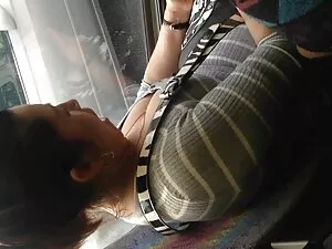 若い男は経験豊富な女性と性交するのが大好 ...