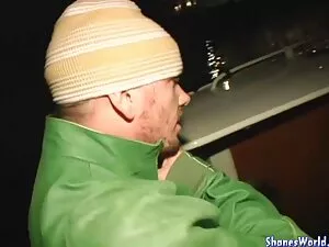 かわいいラティーナがフックアップ。 成人 ...