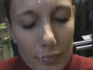 金髪MILFが彼女の滑り濡れ 女 の ア ...