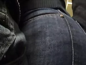 野生のハードラティーナ者とともに二女の子 ...